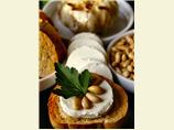 Roasted Garlic Crostini