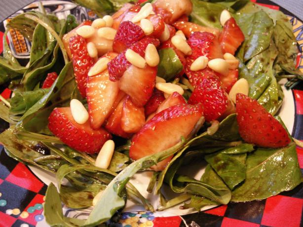 Arugula (Rocket) Salad. Photo by JanuaryBride