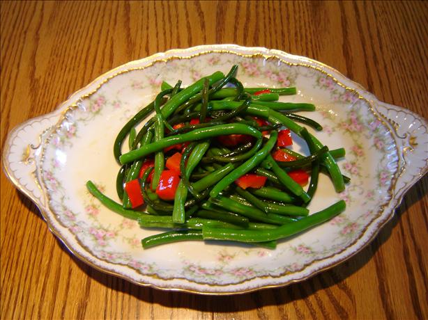 SAUTE OF GARLIC SCAPES & GREEN BEANS. Photo by Lois M