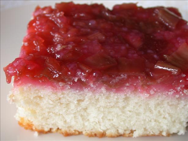 Easy Rhubarb Upside Down Cake. Photo by Charlotte J