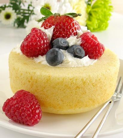 Hot Milk Sponge Cake. Photo by Calee