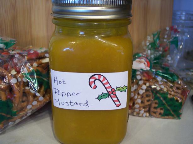 Hot Pepper Mustard. Photo by Nif