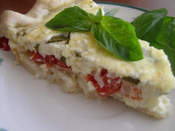 Tomato Onion Quiche. Photo by Leah's Kitchen