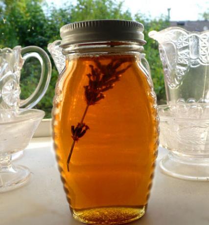Lavender Honey. Photo by Mikekey