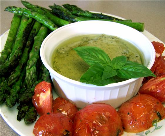Grilled Tomatoes and Asparagus With Pesto Garnish. Photo by Rita~