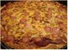 Chili dog pizza