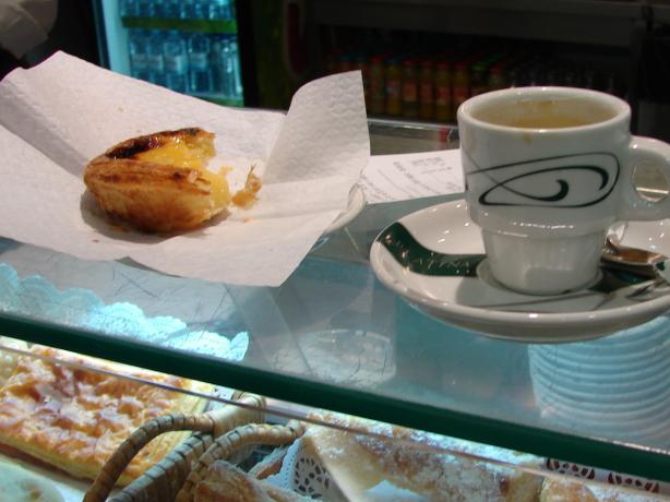Pasteis de Nata (Custard Tarts). Photo by Mikos Teuben