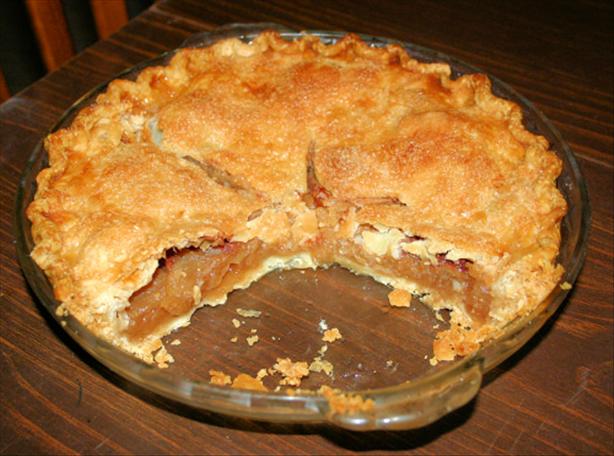 Honey Apple Pie. Photo by jadelabyrinth
