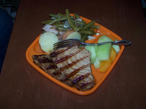 Grilled Tuna Steak. Photo by Nyteglori