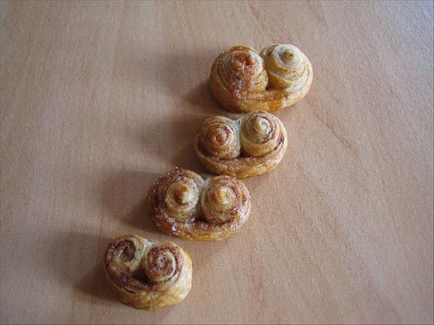 Palmiers (French Puff Pastry Cookies). Photo by Elodie