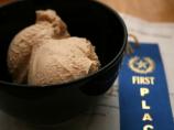 Cinnamon Ice Cream (for electric ice cream machine). Photo by CandyTX