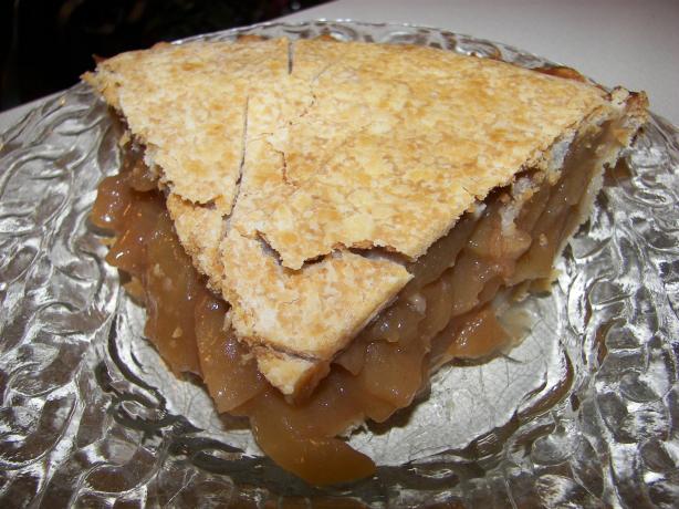 Old Fashioned Apple Cider Pie. Photo by Baby Kato