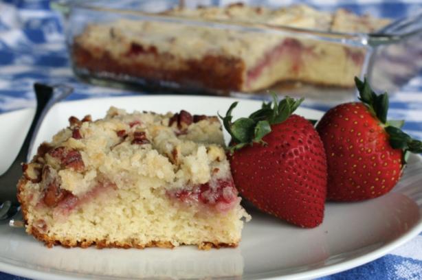 Strawberry Coffee Cake. Photo by 2bizzy