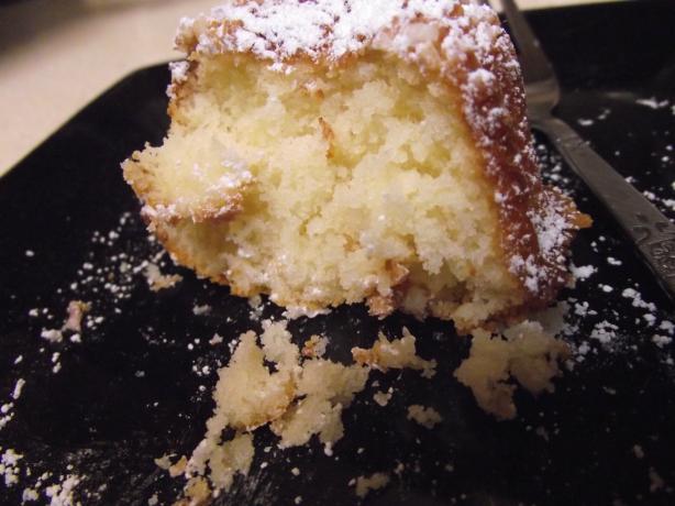 Scandinavian Almond Bread. Photo by Kayori