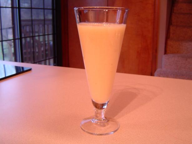 Orange Pineapple Smoothie. Photo by mliss29