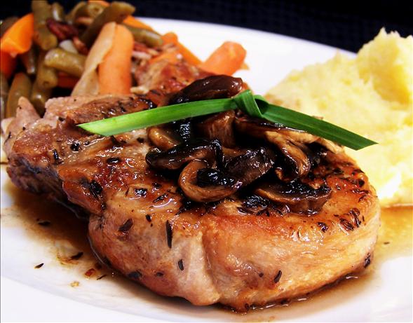 Pan Grilled Pork Chops. Photo by PaulaG