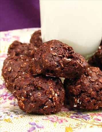 Vegan Brownie-Oat Cookies. Photo by LUv 2 BaKE
