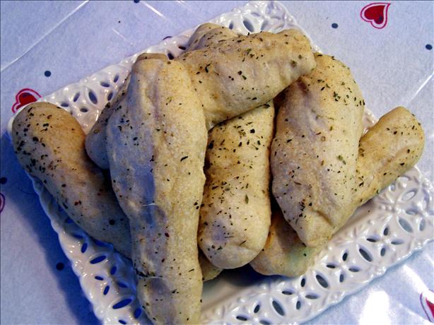 Easy Olive Garden Breadsticks. Photo by Rita~