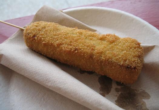 Deep Fried Snickers. Photo by pounderone