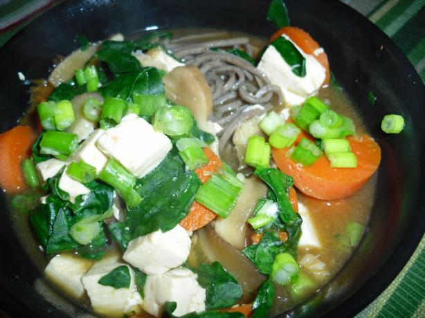 Soba Soup With Spinach and Tofu. Photo by tamalita62