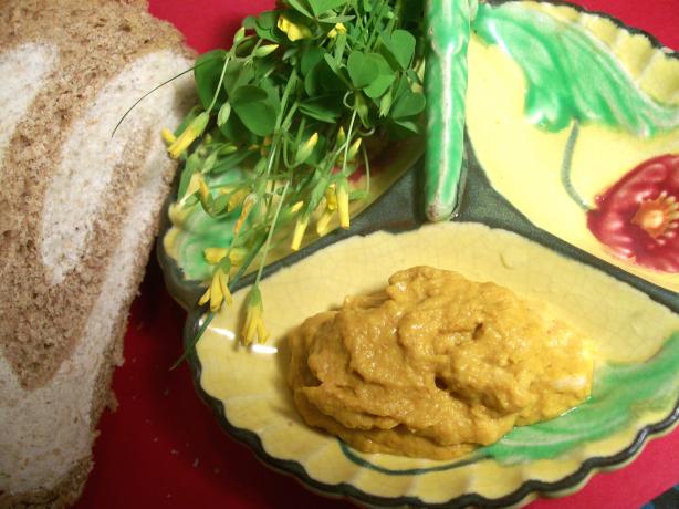 French's classic yellow mustard (copycat). Photo by Sharon123