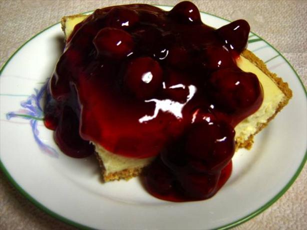 Easy Cherry Cheesecake. Photo by Saturn