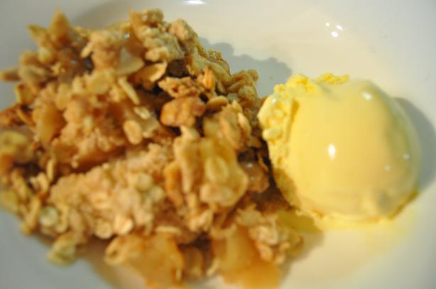 Cinnamon Apple Crisp. Photo by I'mPat