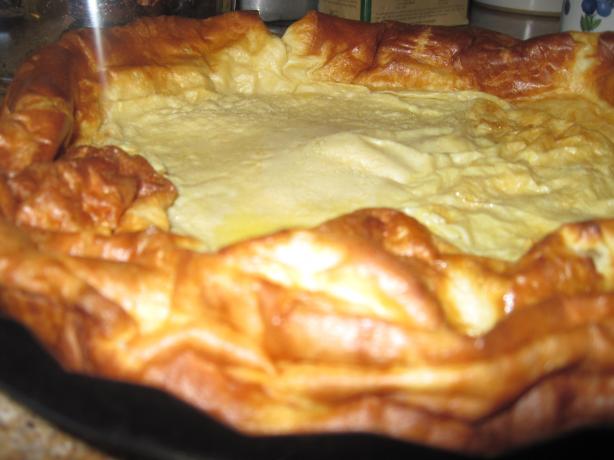 Dutch Baby. Photo by basilbuns