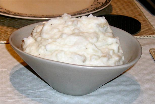 Mashed Yukon Gold Potatoes with Garlic. Photo by Sandi (From CA)