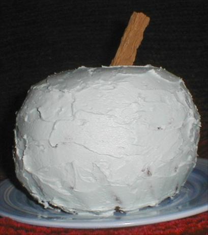 EASY Jack 'O Lantern Cake. Photo by Heather Sullivan