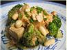 Broccoli and Tofu With Spicy Peanut Sauce