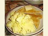 Rich Scrambled Eggs-For Those Not Afraid of Fat Content
