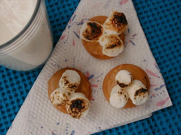 Peanut Butter Puffs (Only 3 Ingredients). Photo by ms_bold