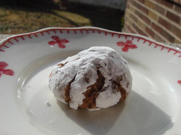 Nutella Crinkle Cookies. Photo by Xanthia