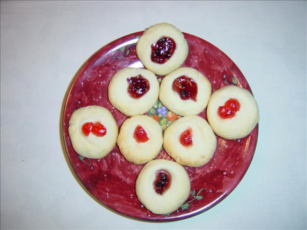 Russian Tea Cakes. Photo by LuuvBunny