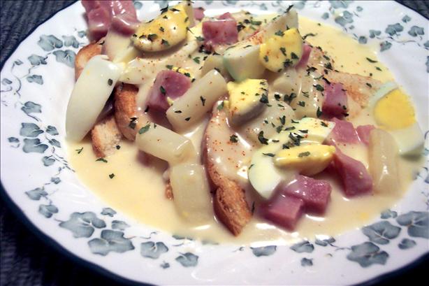 Potluck Eggs Benedict. Photo by HeatherFeather