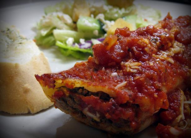 Meaty Stuffed Manicotti. Photo by *Huntergirl*