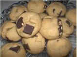 Peanut Butter Chocolate Chunk Cookies. Photo by Courtly