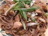 Yakisoba. Photo by Picholine
