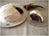 Black Forest Boule De Neige. Photo by GalicioBocharit