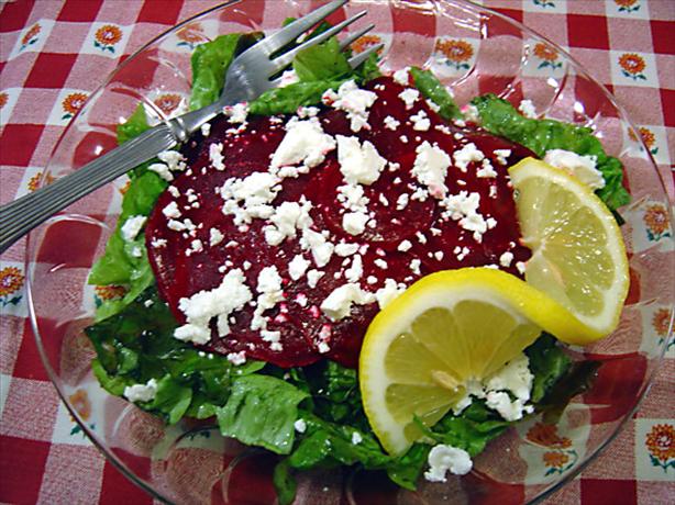 Roasted Beet and Goat Cheese Salad. Photo by Sue Lau