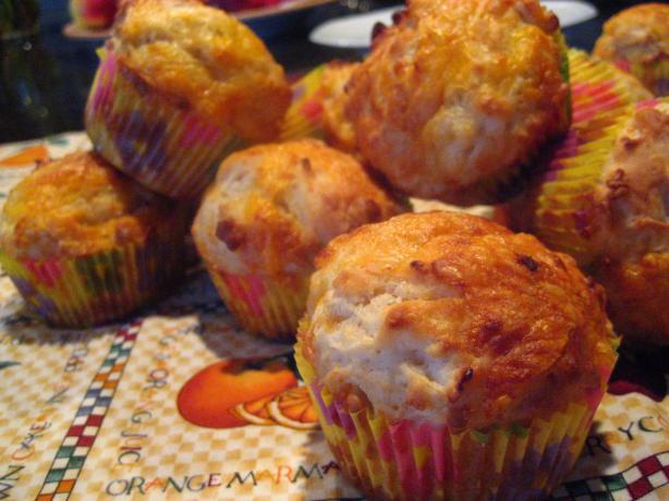 Apple and Cheddar Cheese Muffins. Photo by Chouny