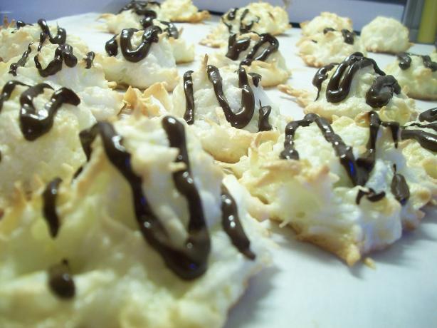 Coconut Macaroons With a Chocolate Topping. Photo by lobquin