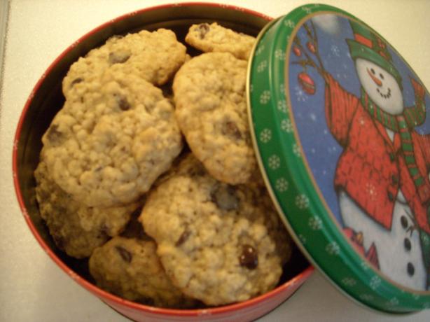 Suzie's Oatmeal Chocolate Chip Cookies. Photo by mums the word