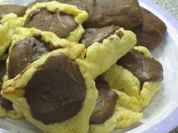 Chocolate Hamentashen Filling. Photo by brokenburner