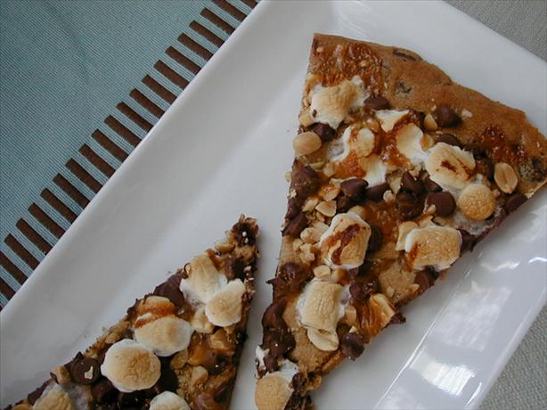 Rocky Road cookie Pizza. Photo by ms_bold