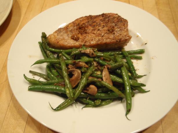 Seared Ahi (BBQ Tuna Steaks). Photo by TXOLDHAM