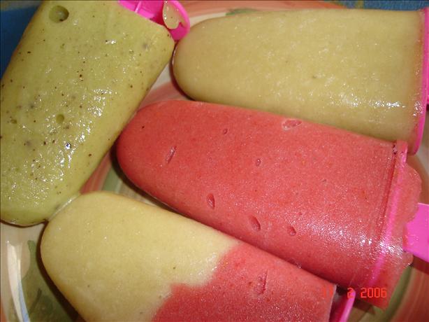 Frozen Fruit Pops. Photo by LuckyMomof3