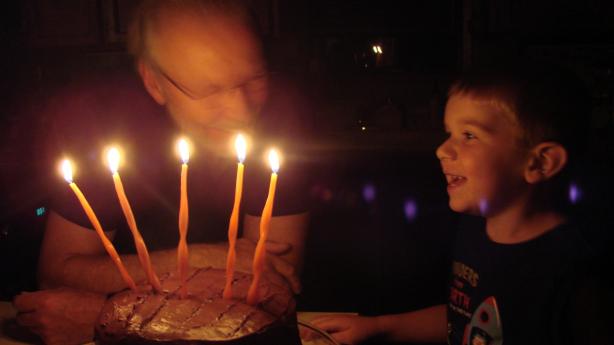 Darn Good Chocolate Cake ( Cake Mix Cake). Photo by kegawa