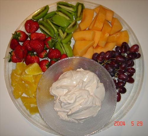 Tia Maria Sour Cream Dip for Fruit. Photo by Ninna